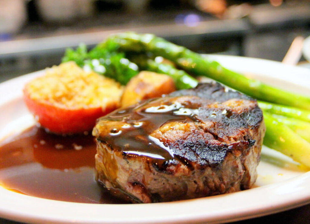 The only time to eat diet food is while you're waiting for the steak to cook 1 fish-curry